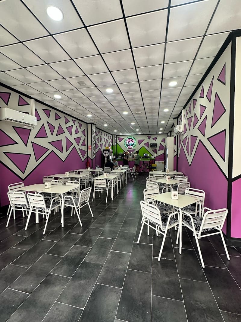 2TGAMECAFE, tienda de TCG en Orihuela