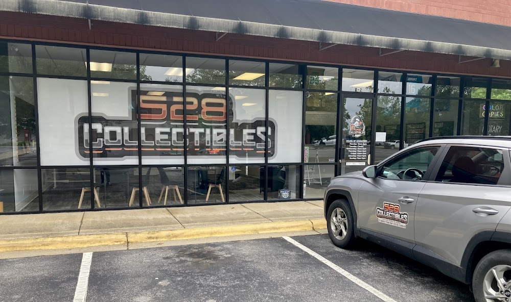 528 Collectibles Asheville, tienda de TCG en Candler