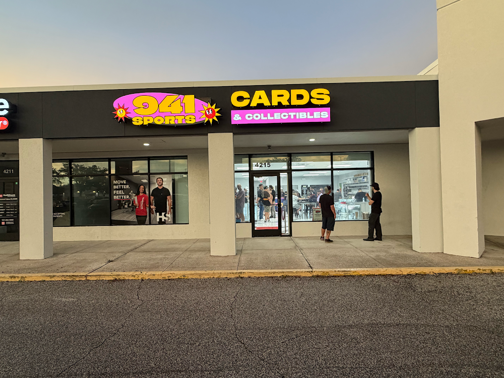 941 Sports Cards and Collectibles, tienda de TCG en Bradenton