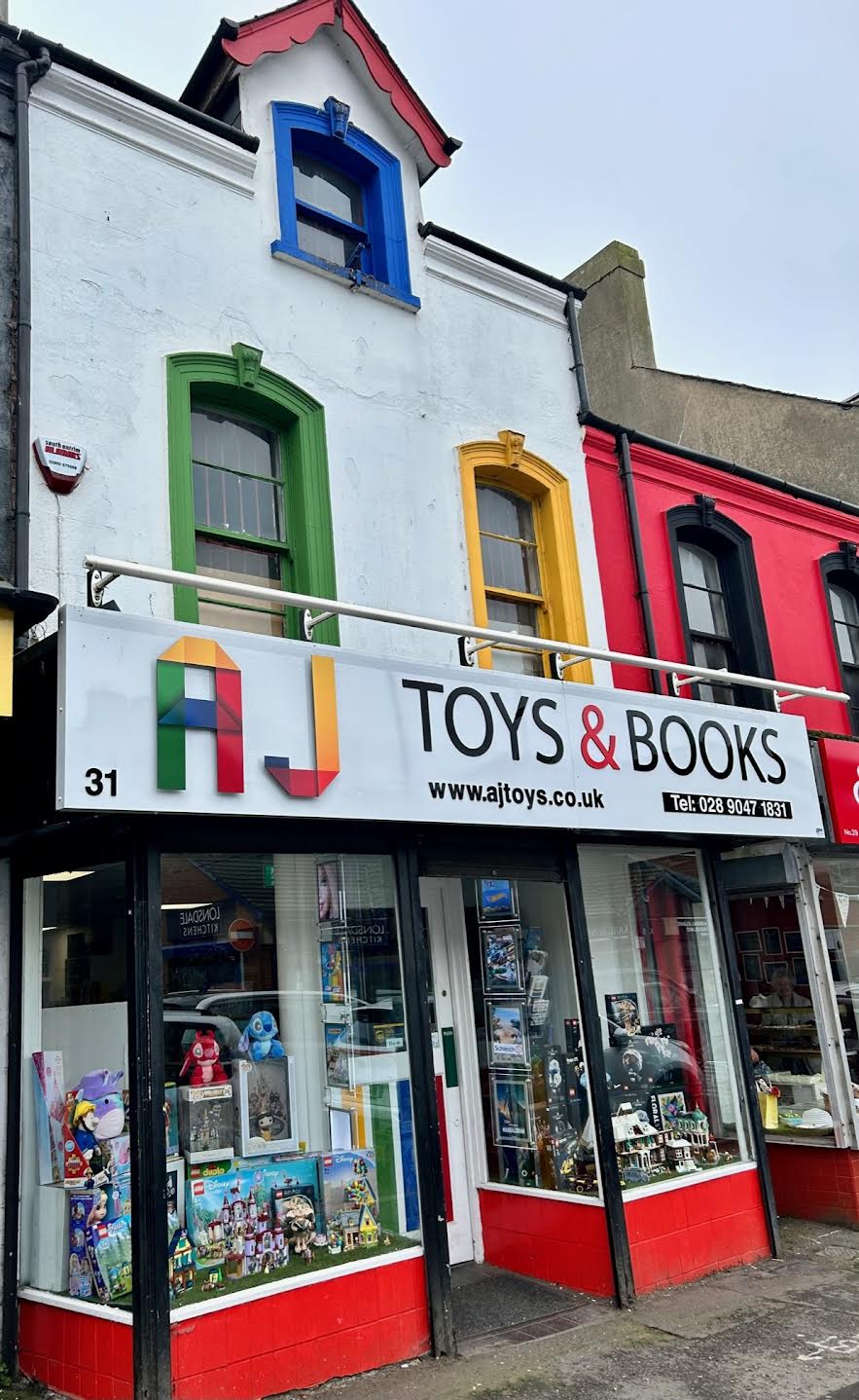 AJ Toys & Books, tienda de TCG en Belfast