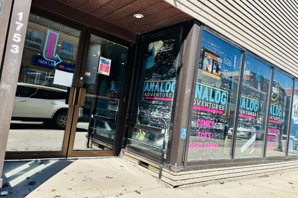 Analog Adventures, tienda de TCG en Miramichi
