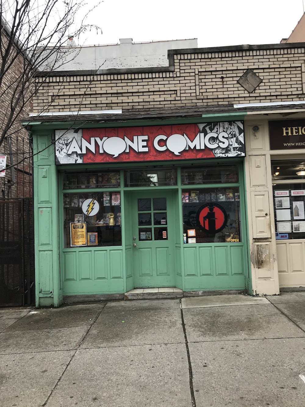 Anyone Comics, tienda de TCG en Brooklyn