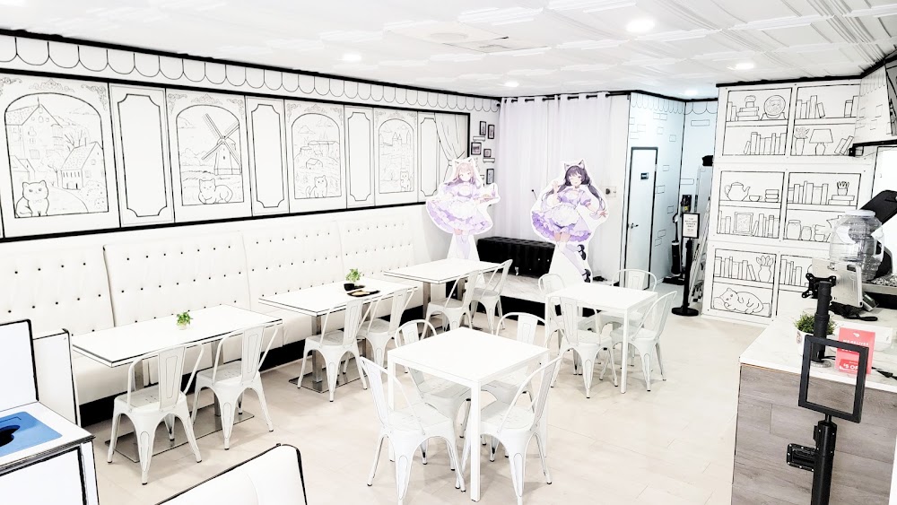 Arcane Maid Cafe, tienda de TCG en Arcadia