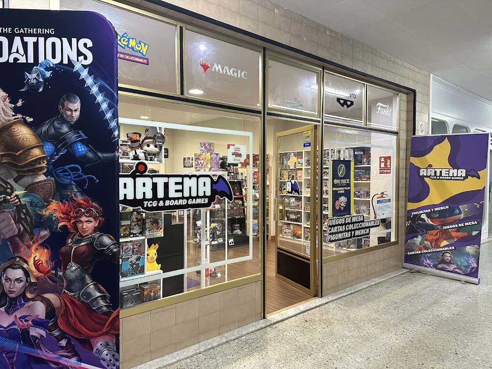 Artema, tienda de TCG en Foz