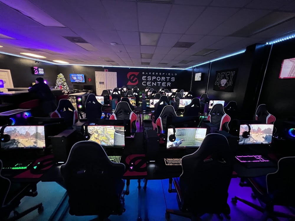 Bakersfield Esports Center, tienda de TCG en Bakersfield