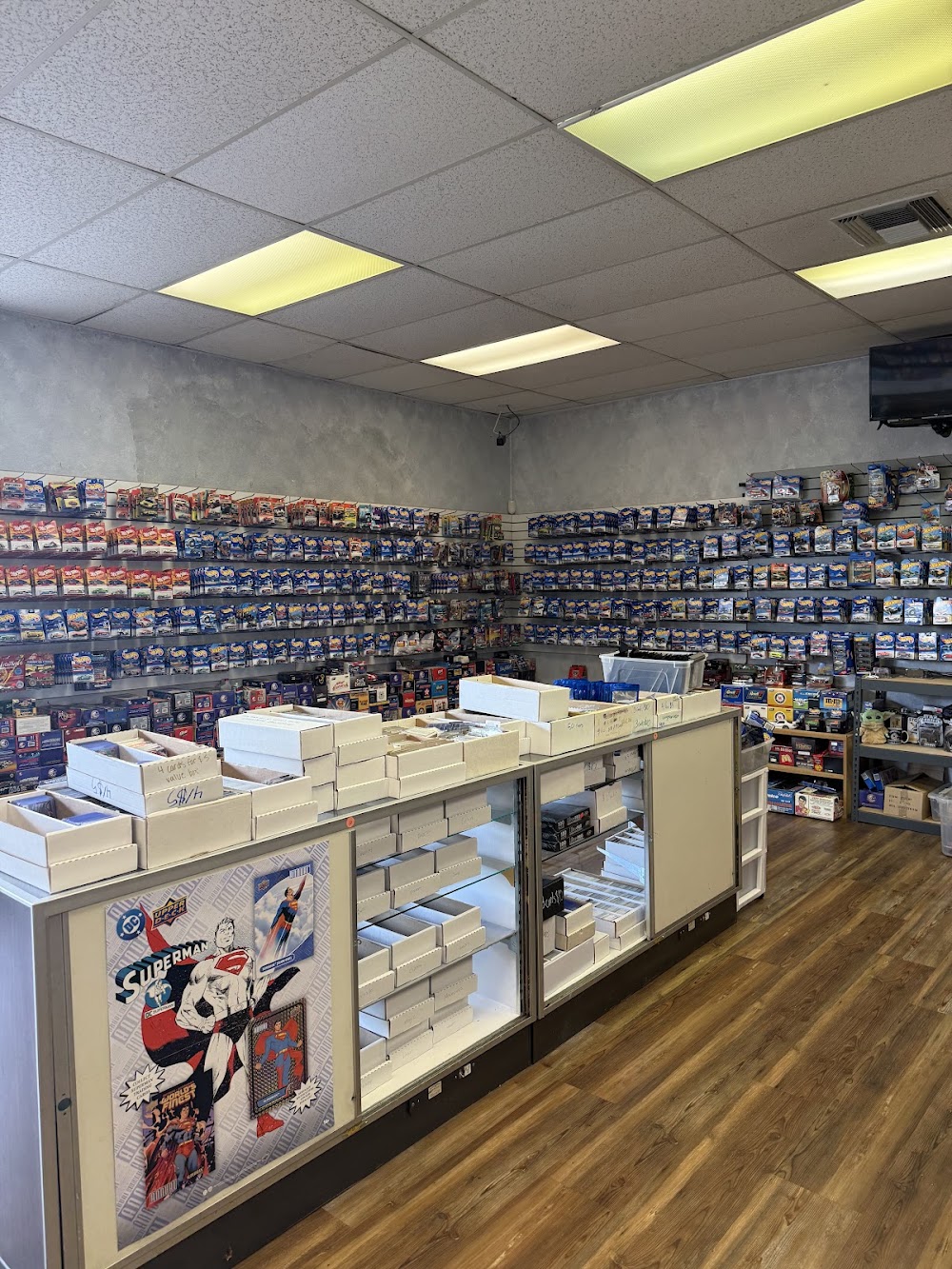 Baseball Fan-Attic, tienda de TCG en Modesto
