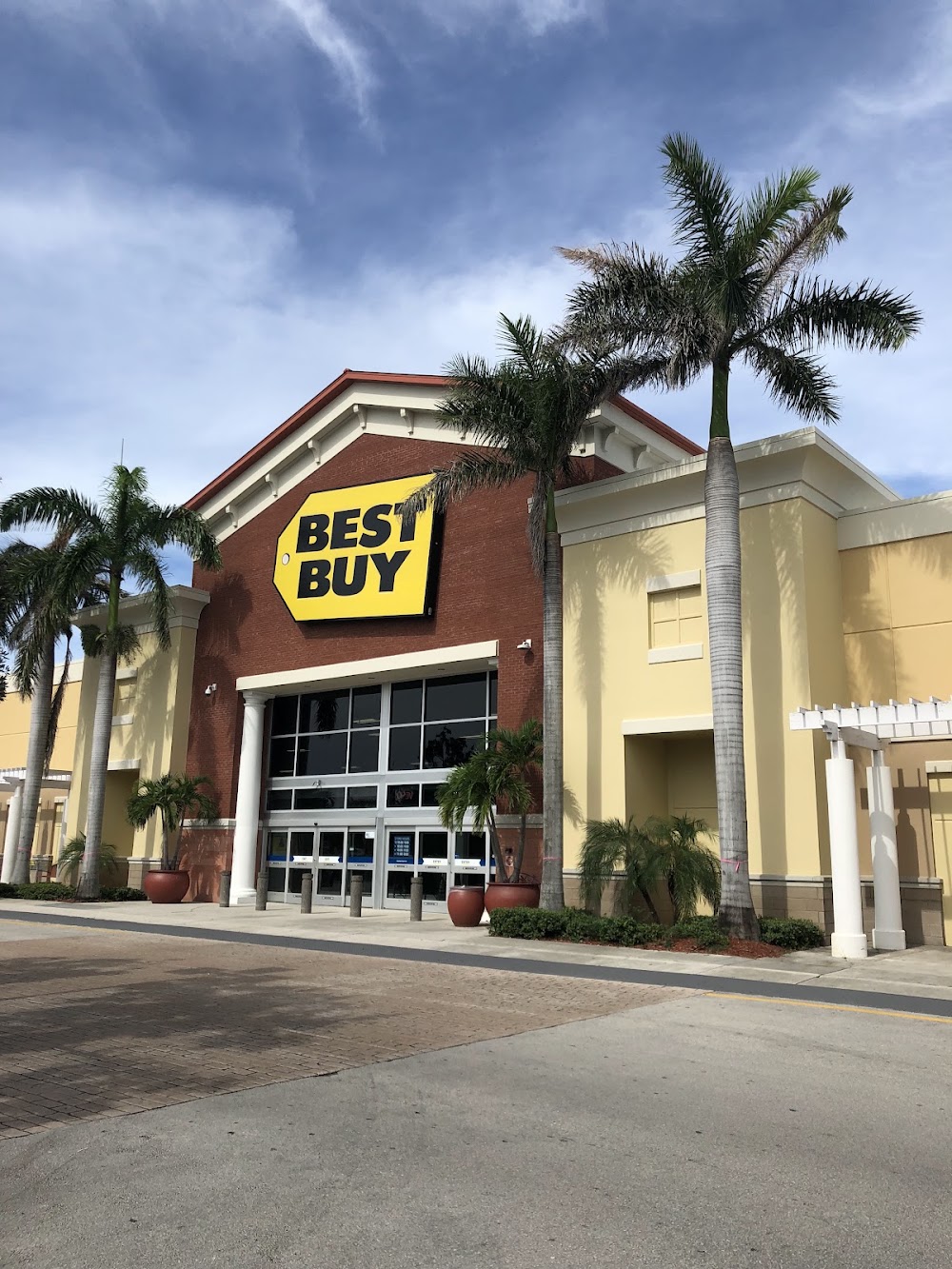 Best Buy - Bonyton Beach, tienda de TCG en Boynton Beach