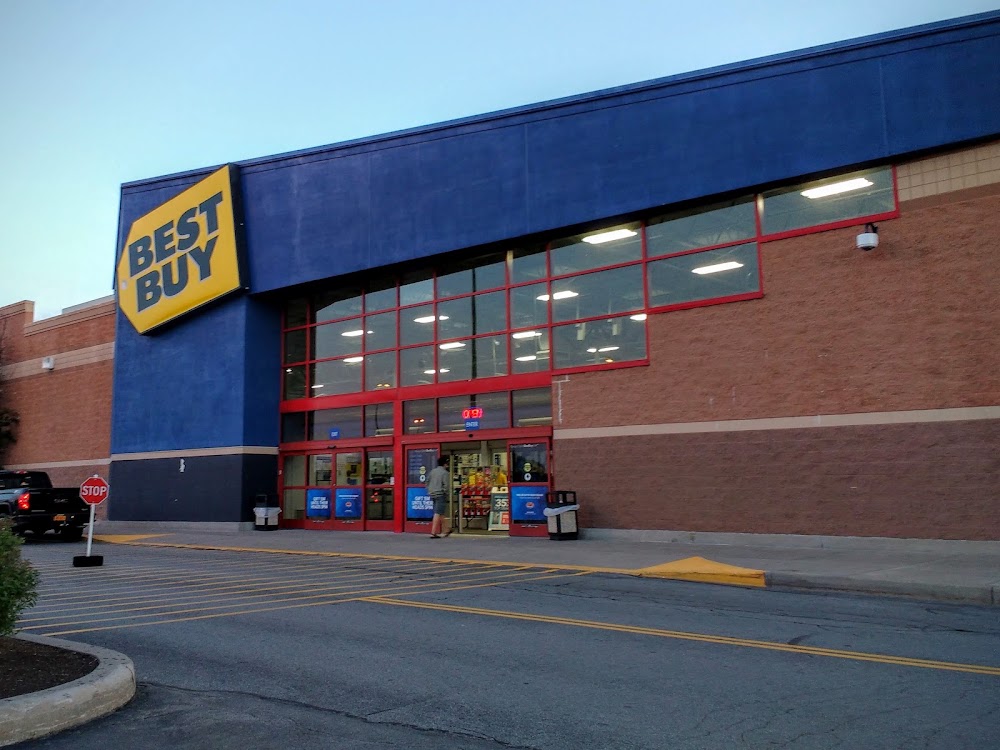 Best Buy - Henrietta, tienda de TCG en Rochester