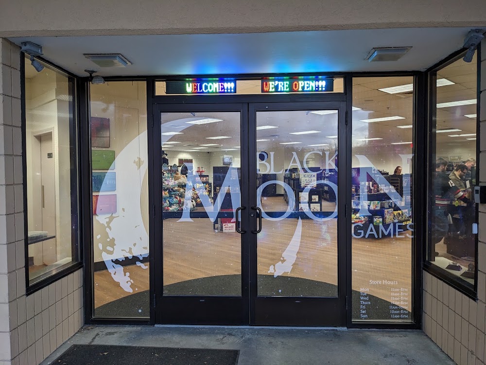 Black Moon Games, tienda de TCG en Lebanon