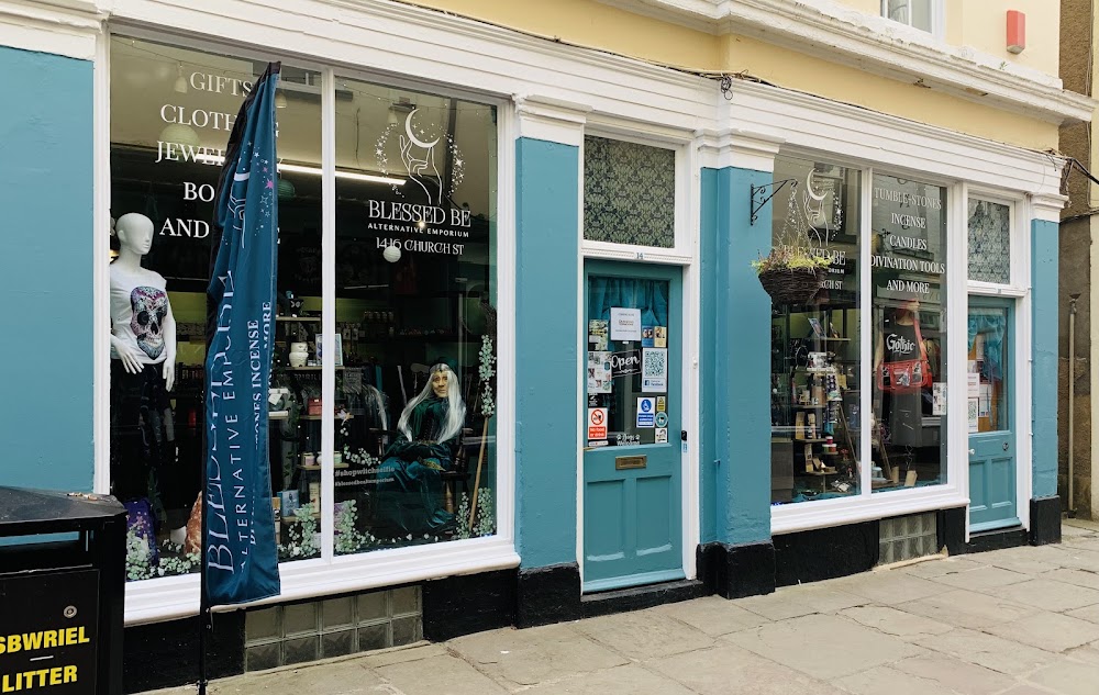 Blessed Be Alternative Emporium, tienda de TCG en Monmouth