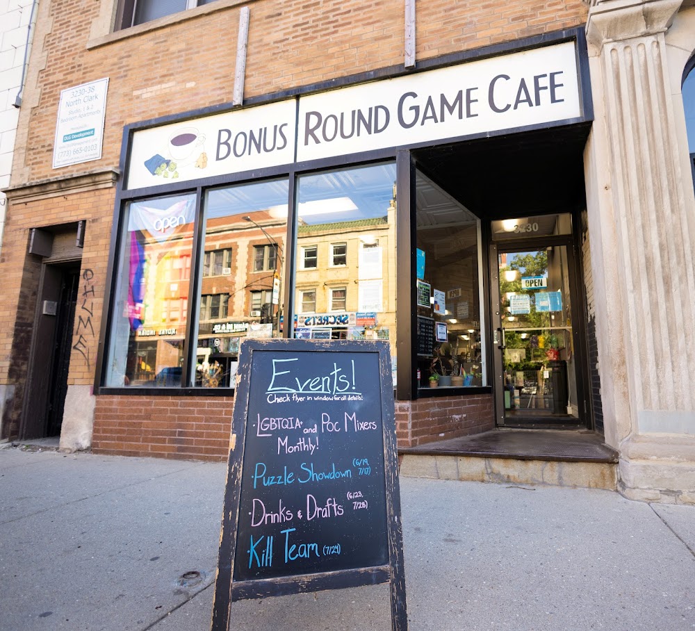Bonus Round Cafe, tienda de TCG en Chicago