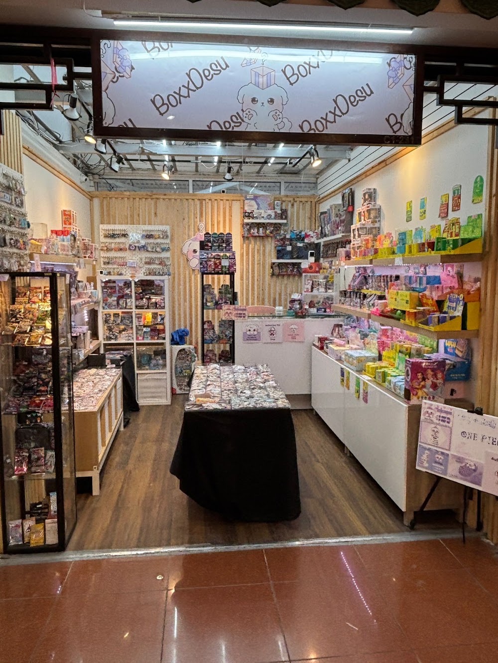 BoxxDesu, tienda de TCG en Markham