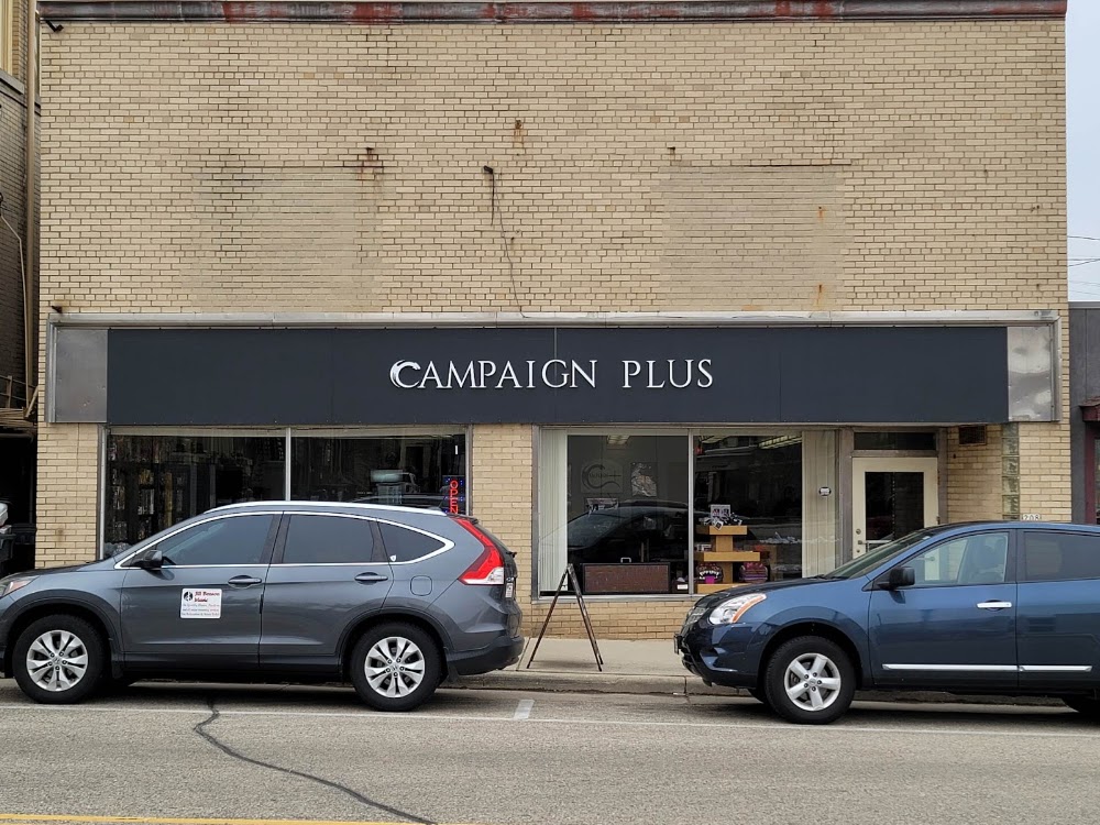 Campaign Plus, tienda de TCG en Burlington