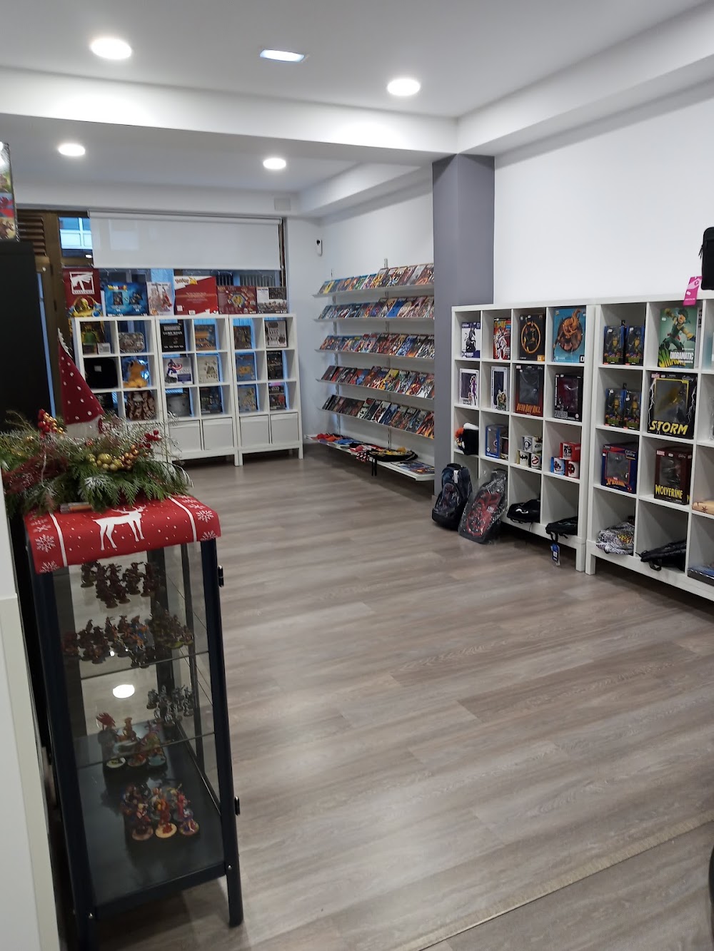 Capa y Espada Hobbies, tienda de TCG en Gijón