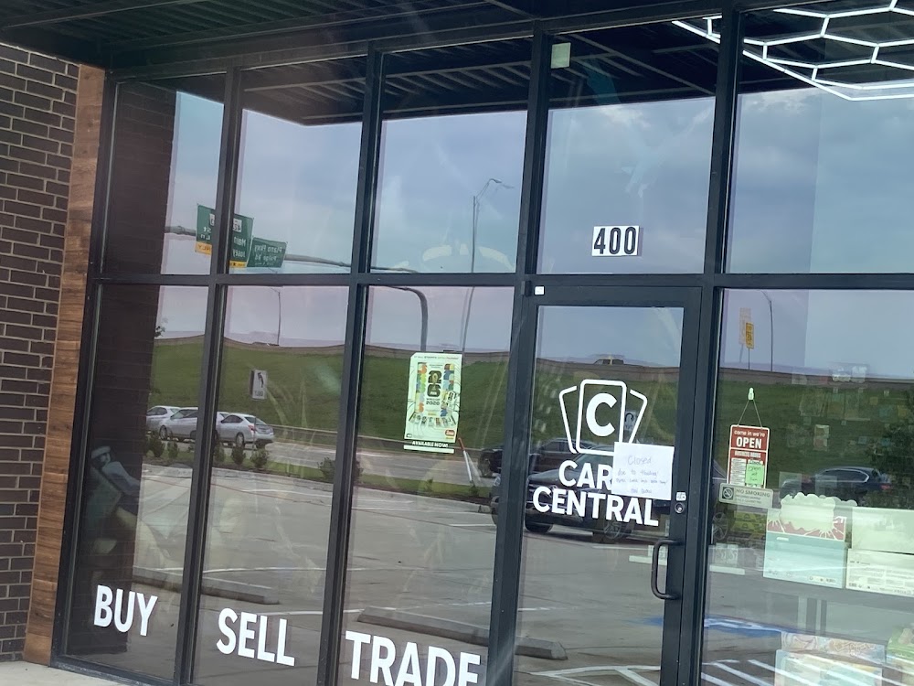 Card Central, tienda de TCG en Lewisville