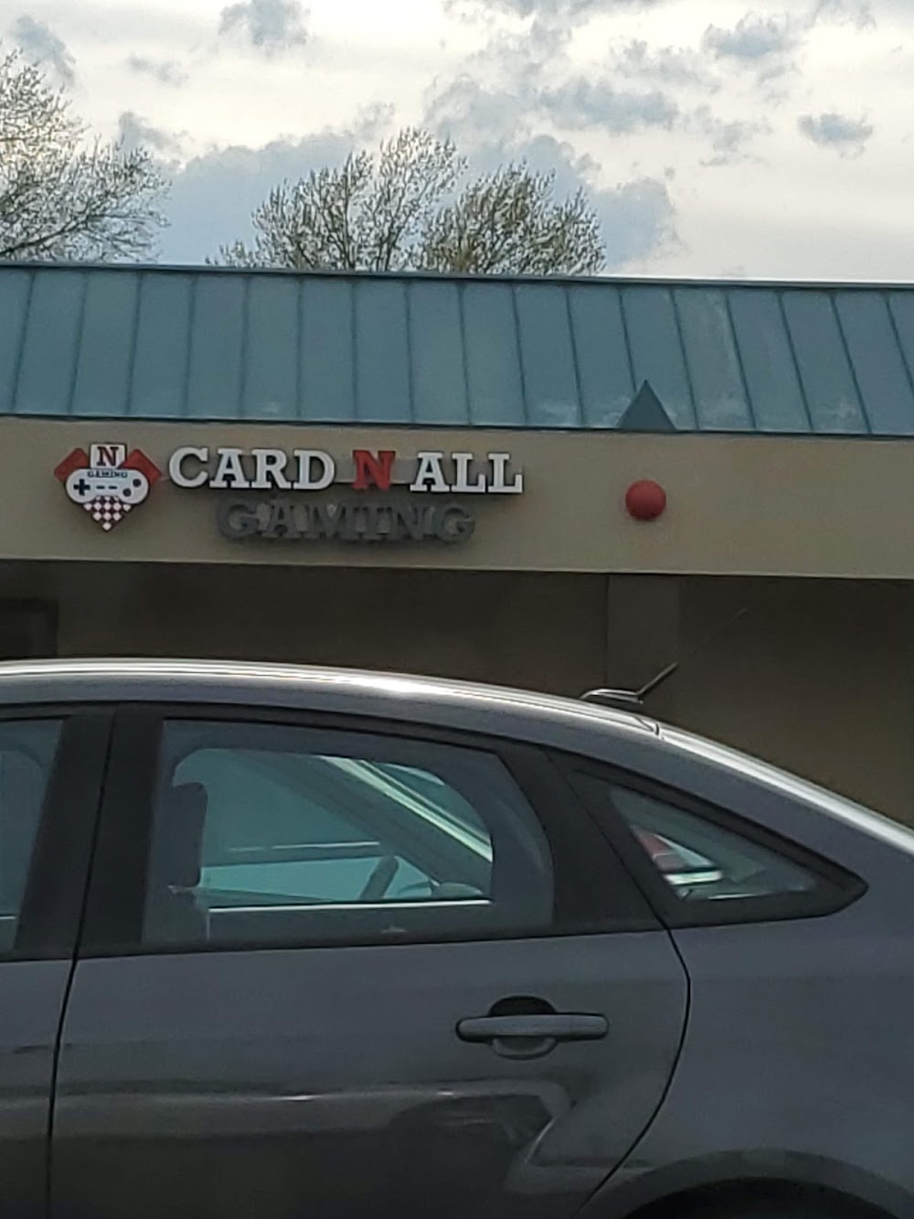Card N All Gaming, tienda de TCG en Louisville