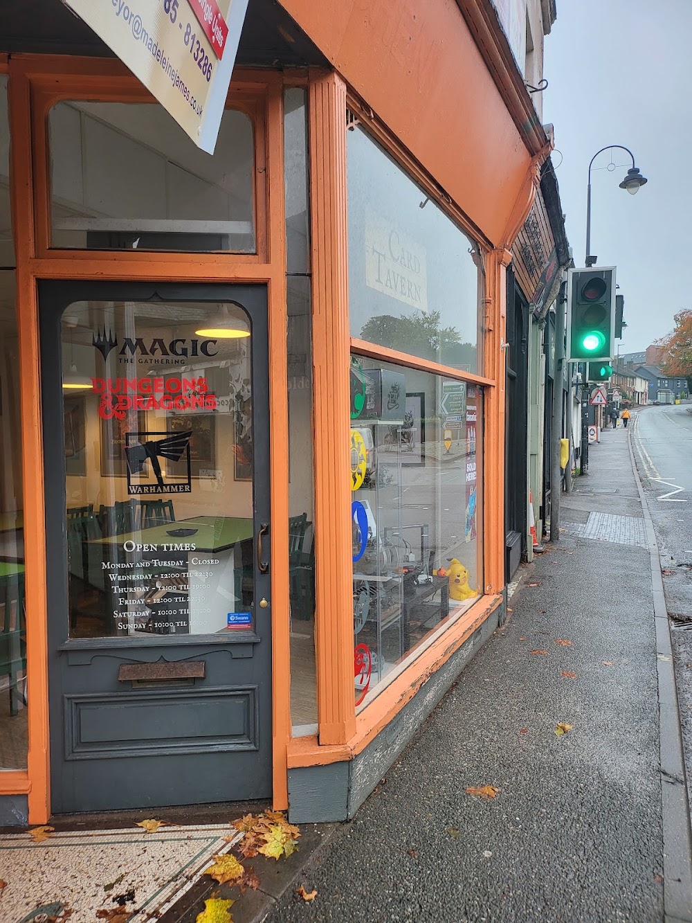 Card Tavern, tienda de TCG en Stone