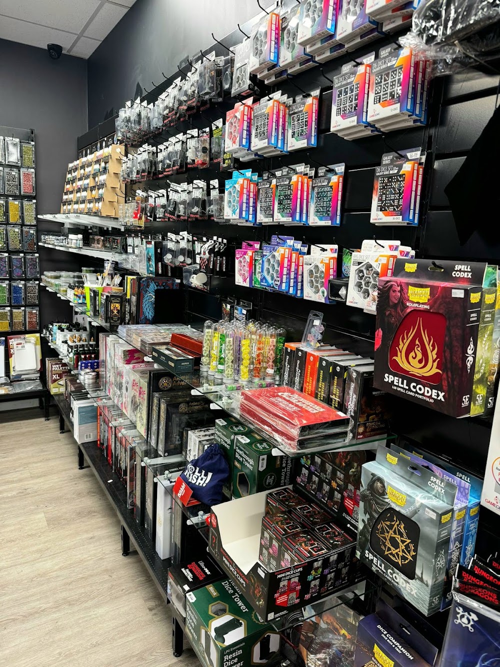 Cards and Combat, tienda de TCG en Wagga Wagga