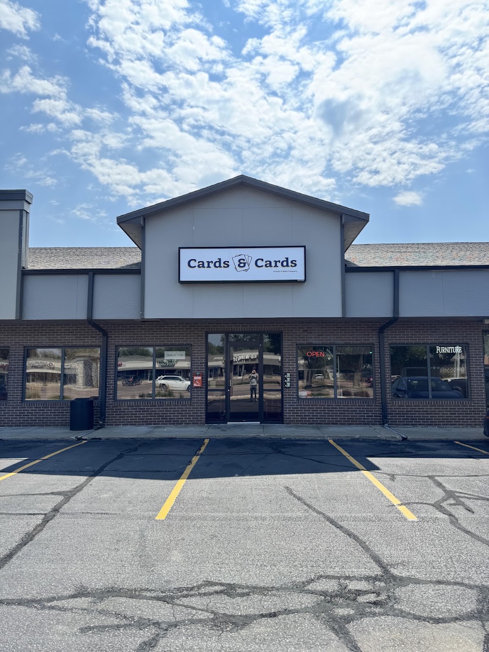 Cards & Cards, tienda de TCG en Sioux Falls