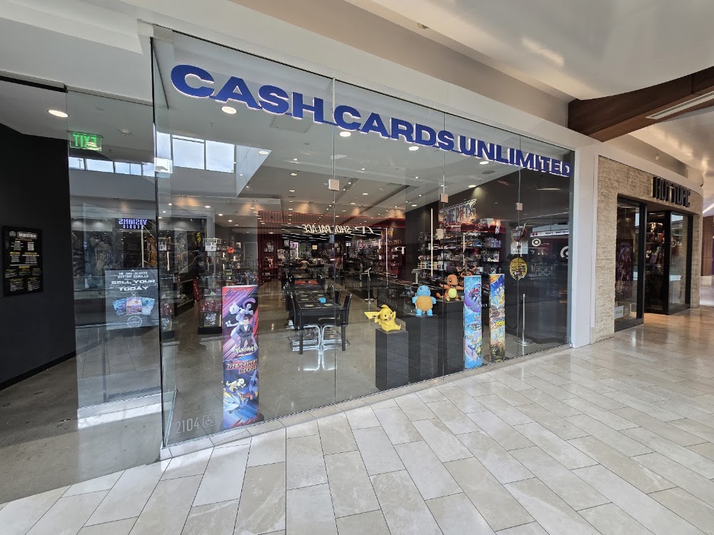 Cash Cards Unlimited Topanga, tienda de TCG en Canoga Park