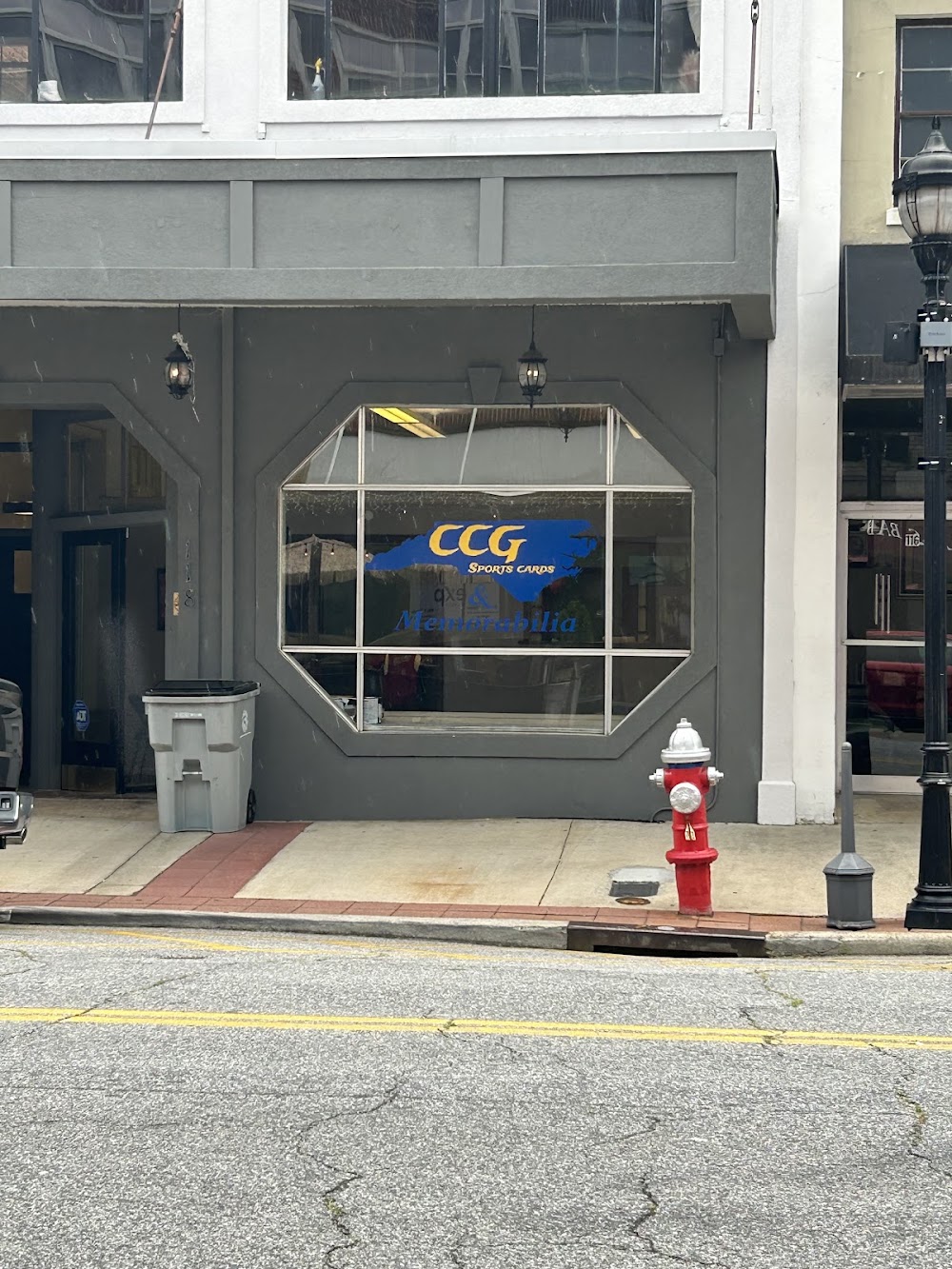CCG Sports Cards & Memorabilia, tienda de TCG en Lenoir