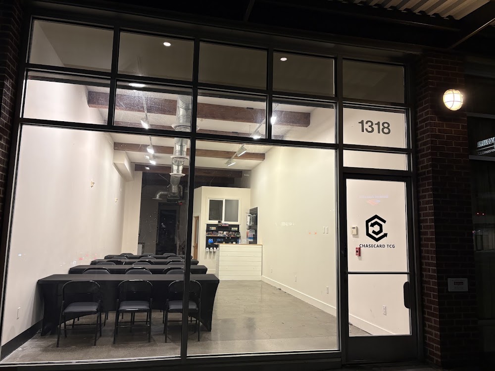 ChaseCard TCG, tienda de TCG en Seattle