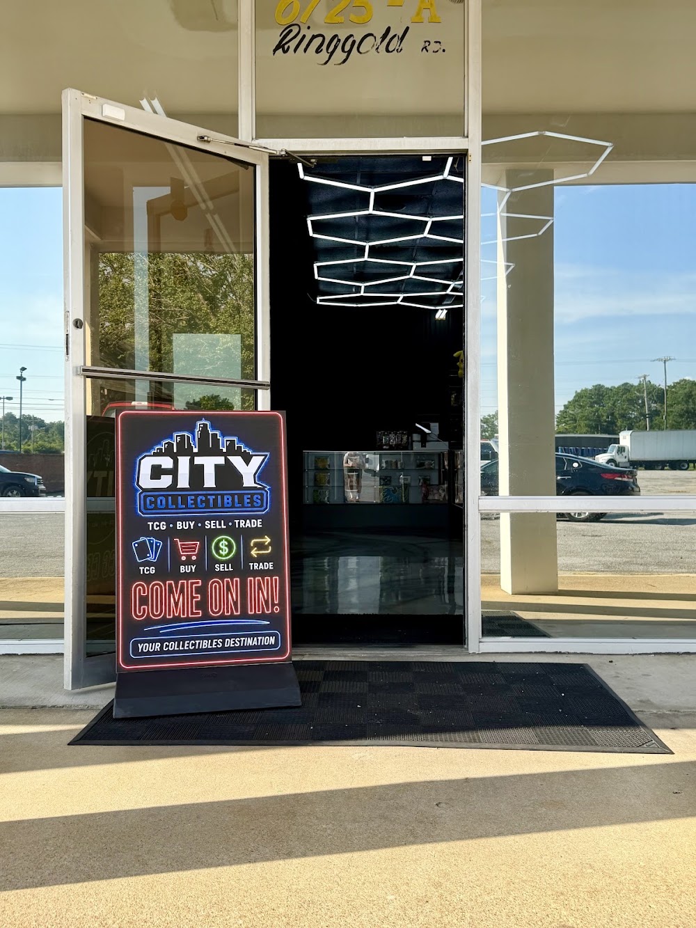city collectibles, tienda de TCG en Chattanooga