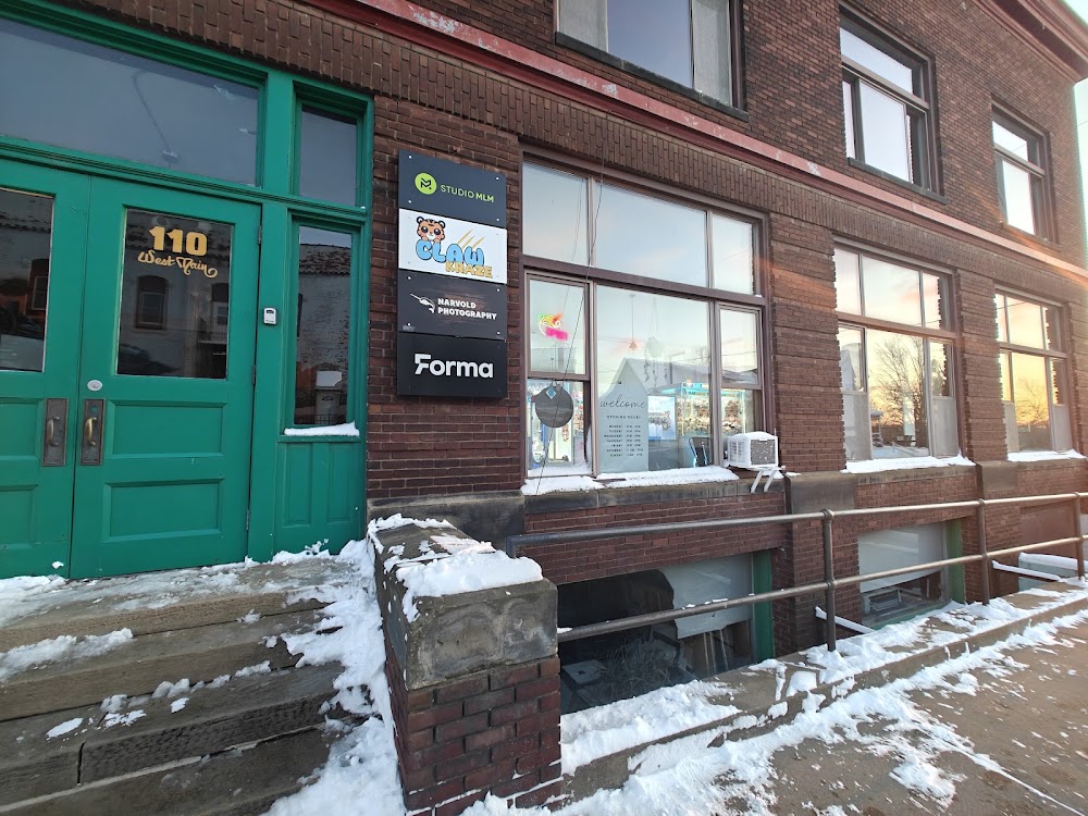 Claw Kraze, tienda de TCG en Menomonie