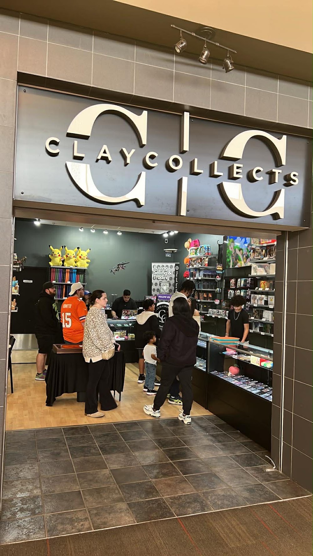 Clay collects, tienda de TCG en Chesapeake