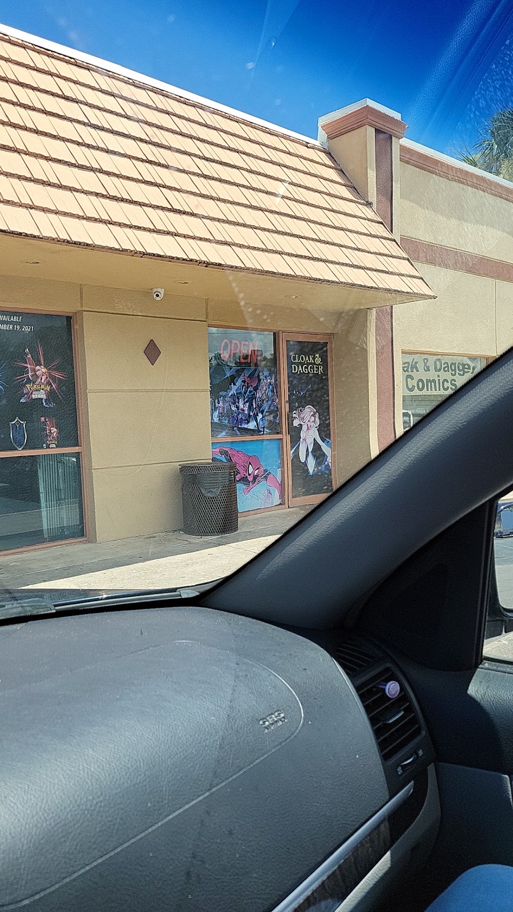 Cloak And Dagger Comics and Games, tienda de TCG en Ormond Beach