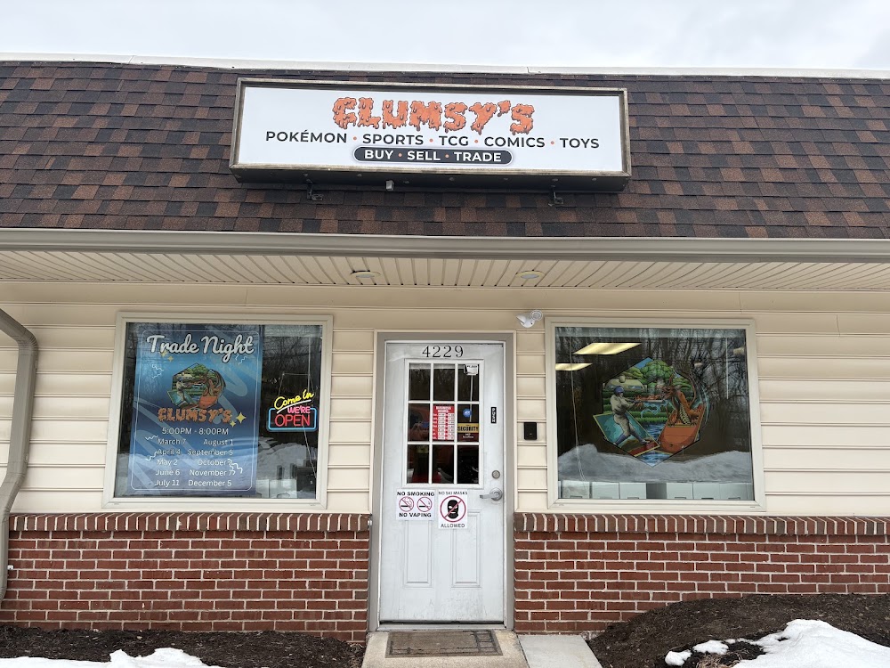 Clumsy's Collectibles, tienda de TCG en Parkesburg