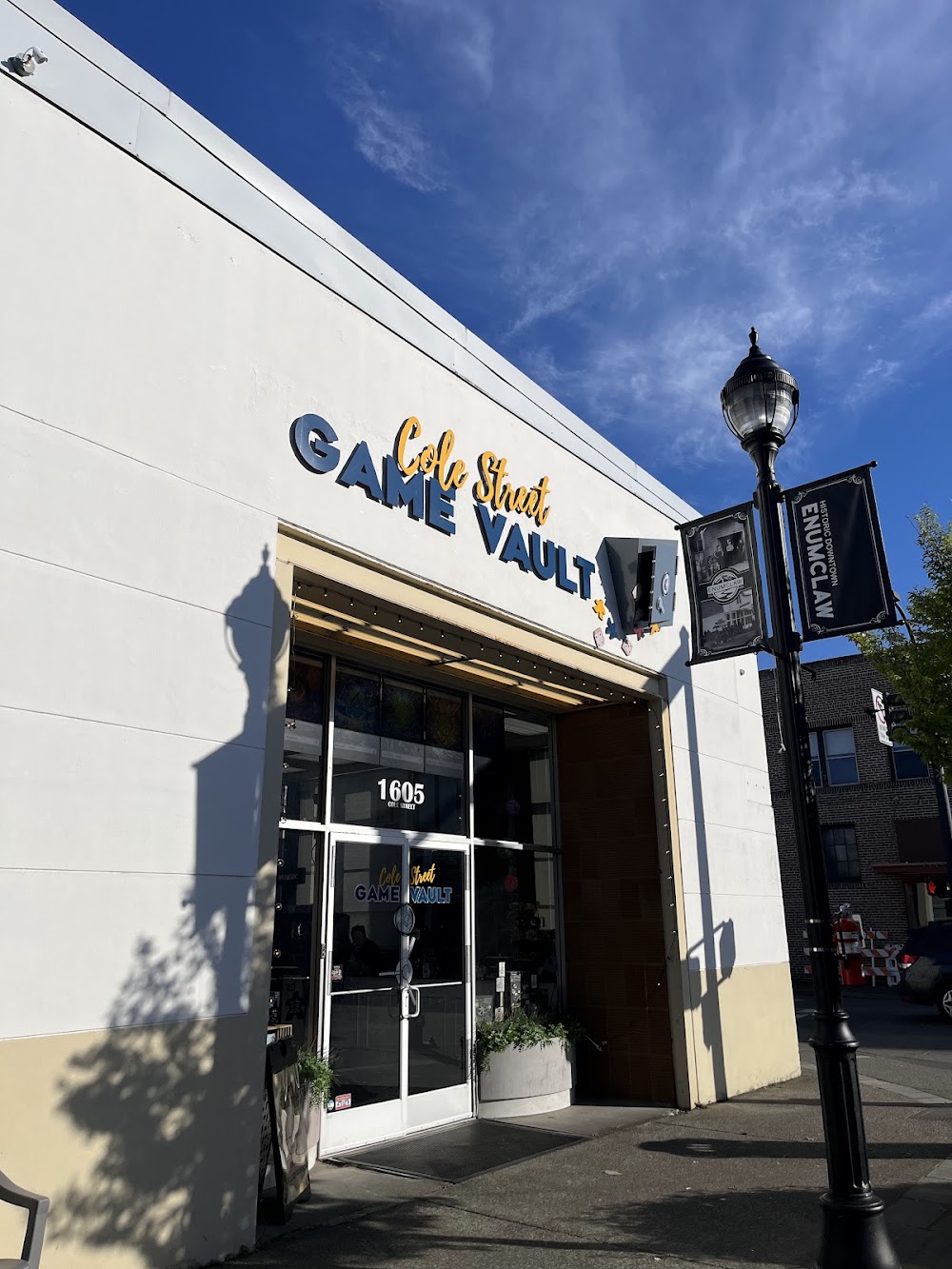 Cole Street Game Vault, tienda de TCG en Enumclaw