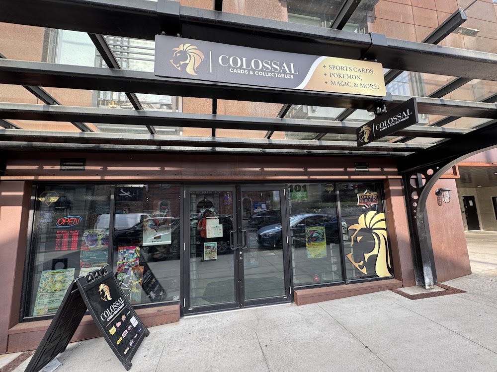 Colossal Cards & Collectables Victoria, tienda de TCG en Victoria
