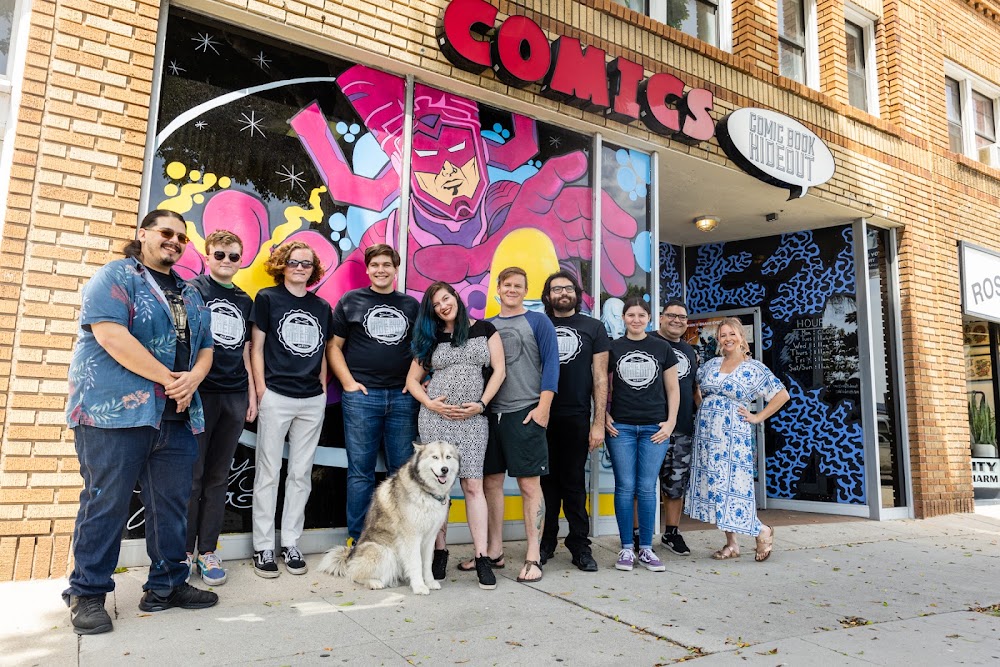 Comic Book Hideout, tienda de TCG en Fullerton