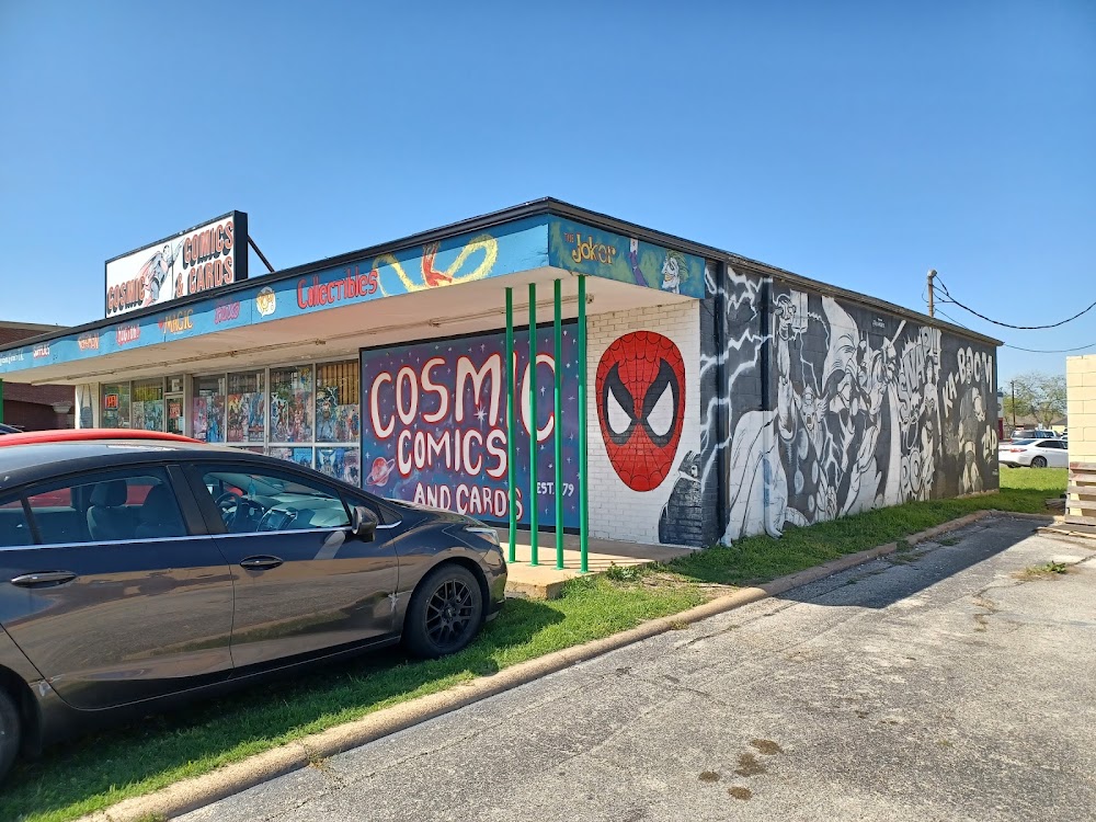 Cosmic Comics, tienda de TCG en Grand Prairie