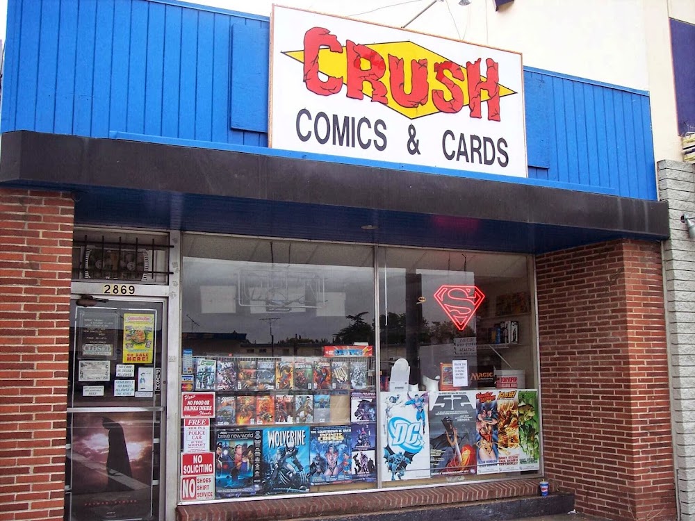 Crush Comics, tienda de TCG en Castro Valley