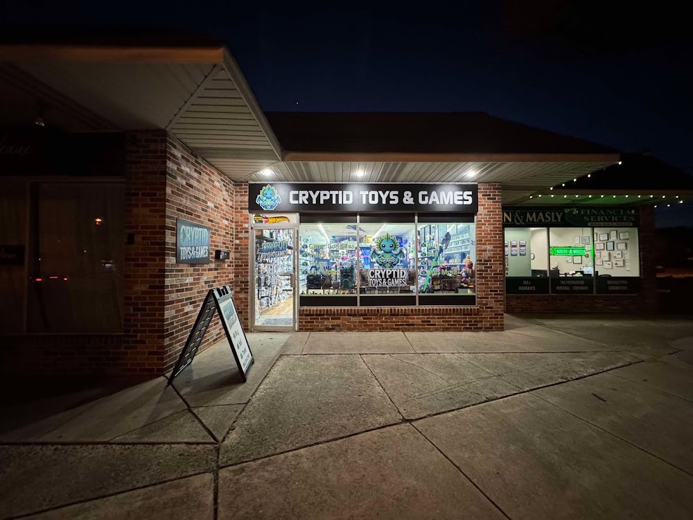 Cryptid Toys and Games, tienda de TCG en Maple Shade