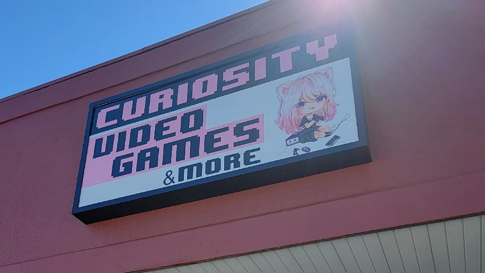 Curiosity Video Games & More, tienda de TCG en Summerfield