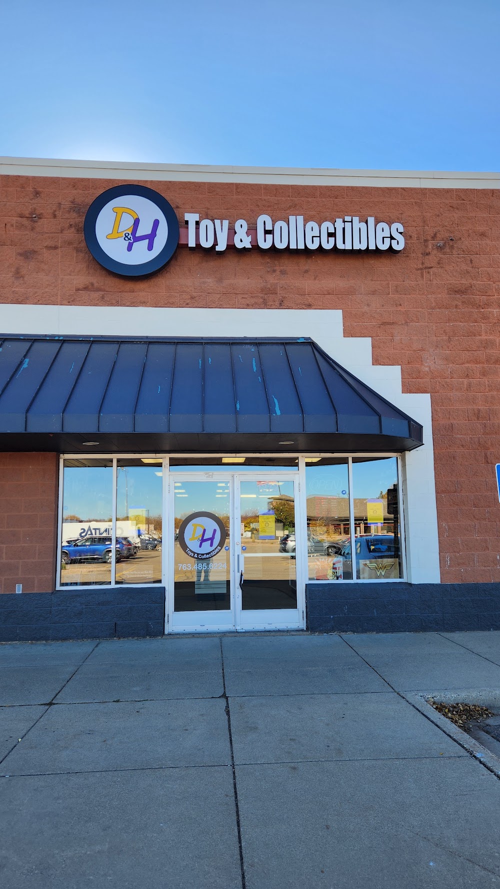 D&H Toys & Collectibles, tienda de TCG en Shakopee