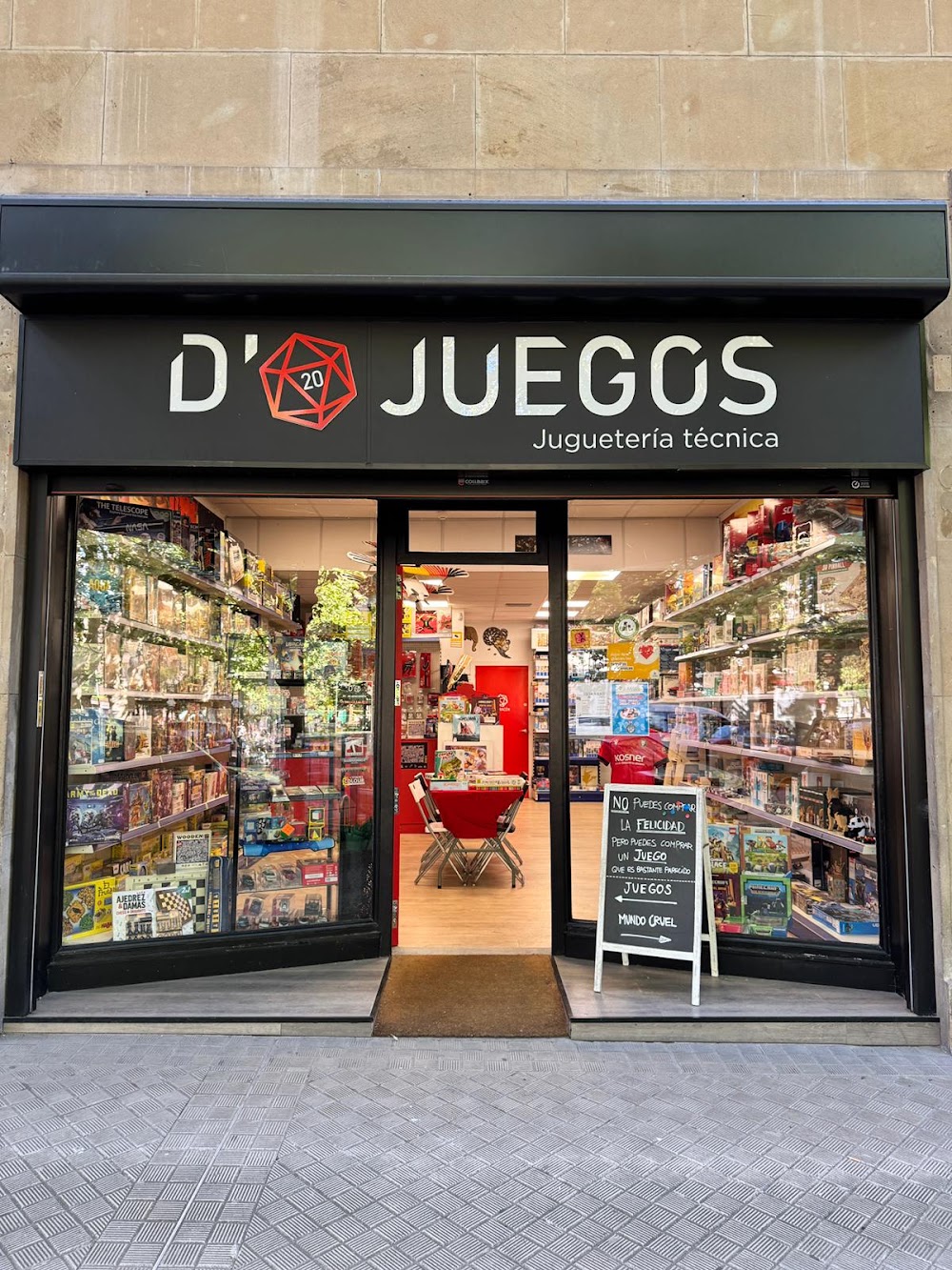 D20 JUEGOS, tienda de TCG en Pamplona