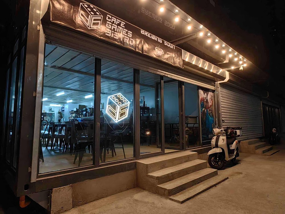 D6 Games Cafe