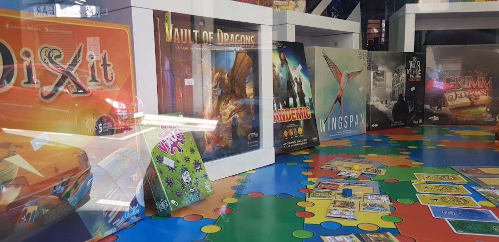Dados & Cubitos, tienda de TCG en Salamanca