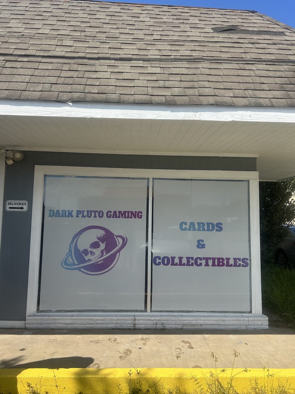 Dark Pluto Gaming, tienda de TCG en Cleveland