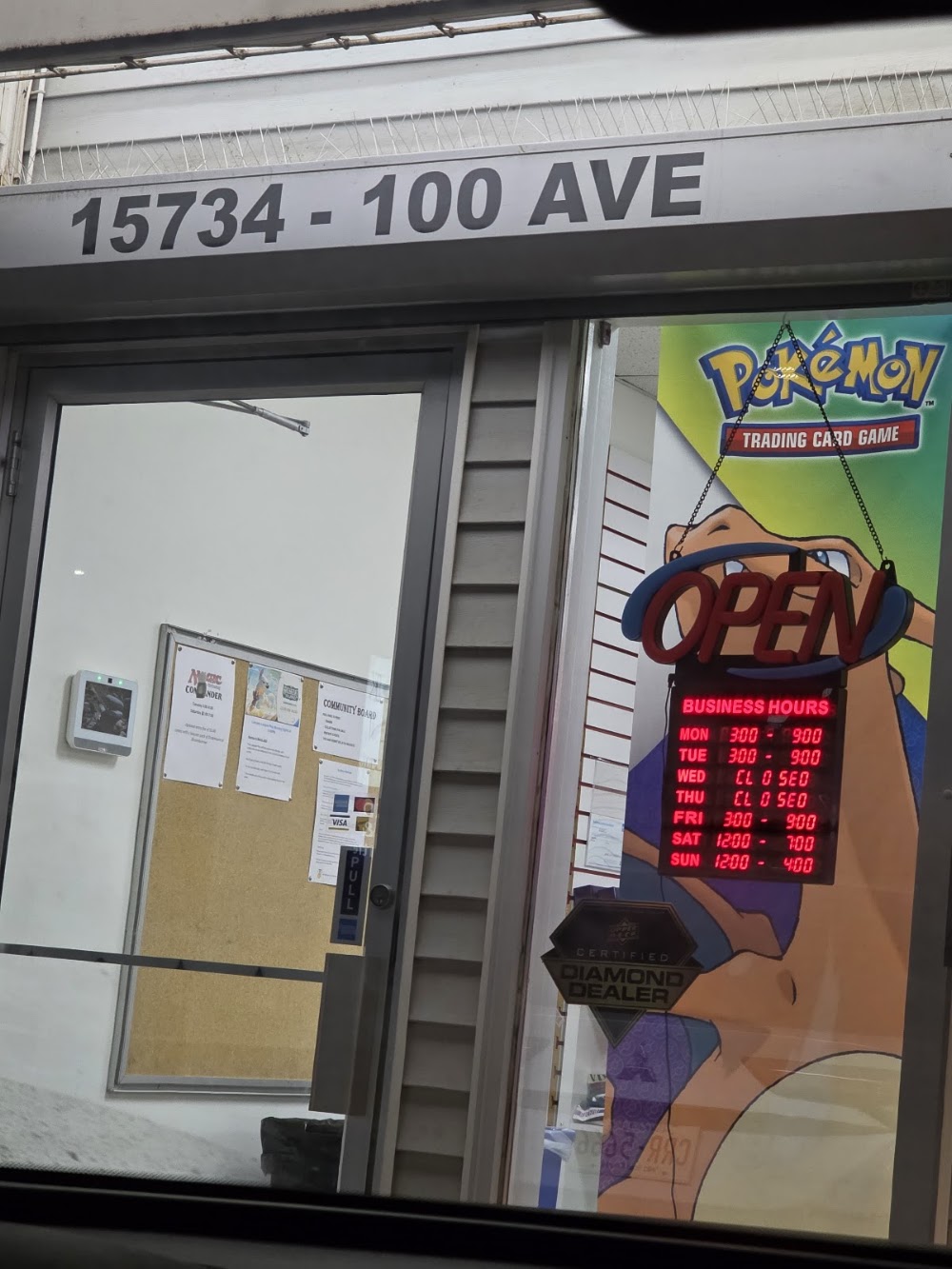 Dave's Card Shop, tienda de TCG en Edmonton