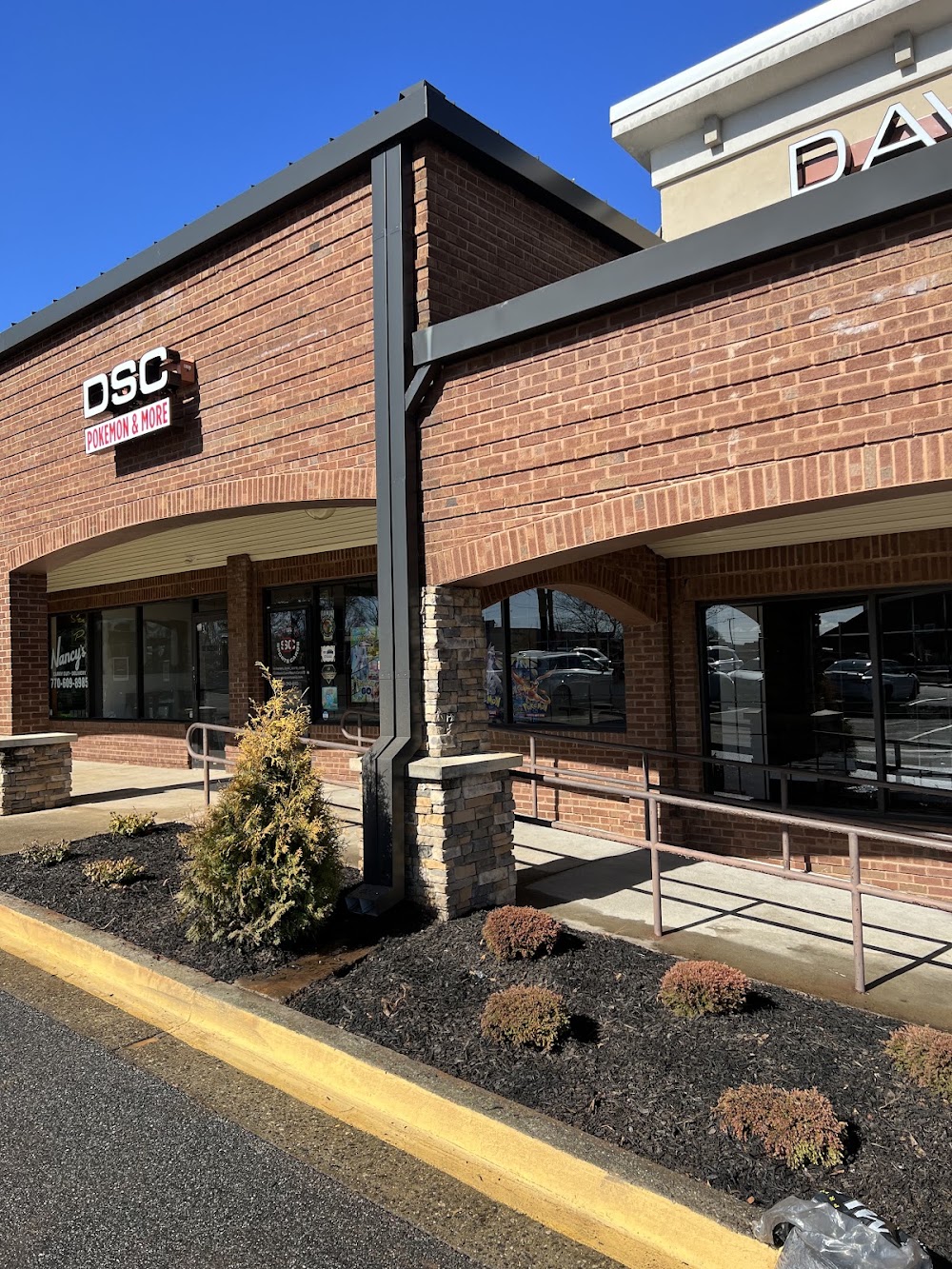 Dave's Sports Cards, tienda de TCG en Roswell