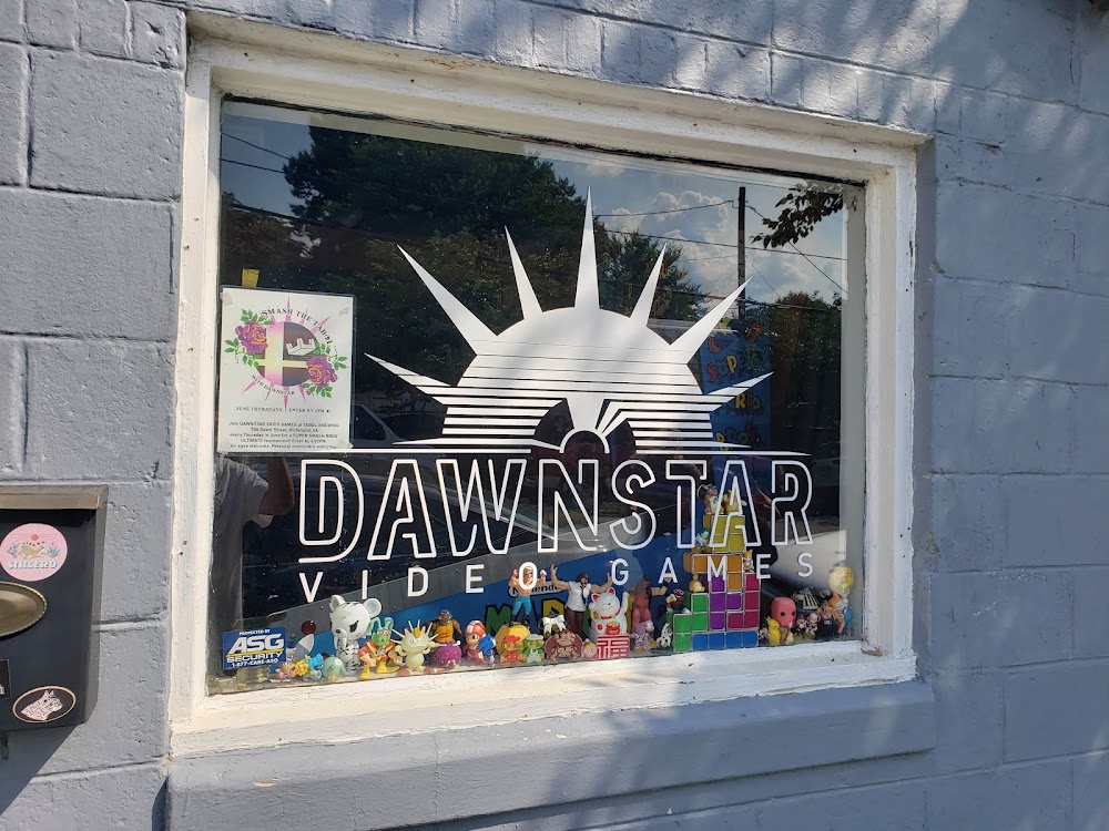 DawnStar Video Games, tienda de TCG en Richmond