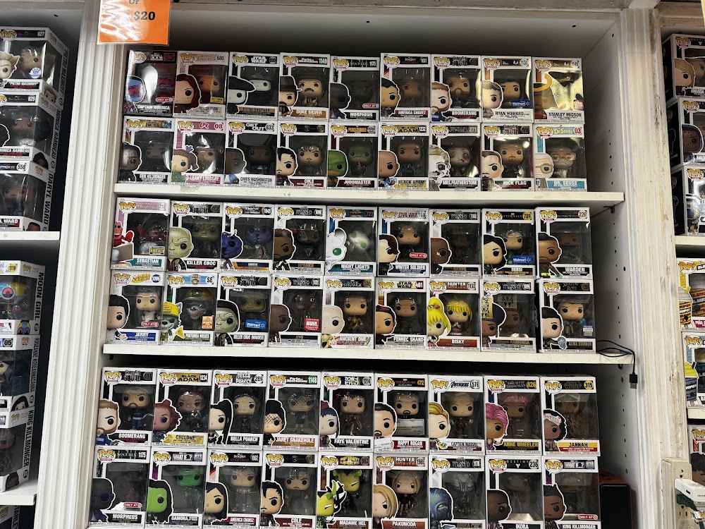 decked out tcg games and hobbies, tienda de TCG en Laredo
