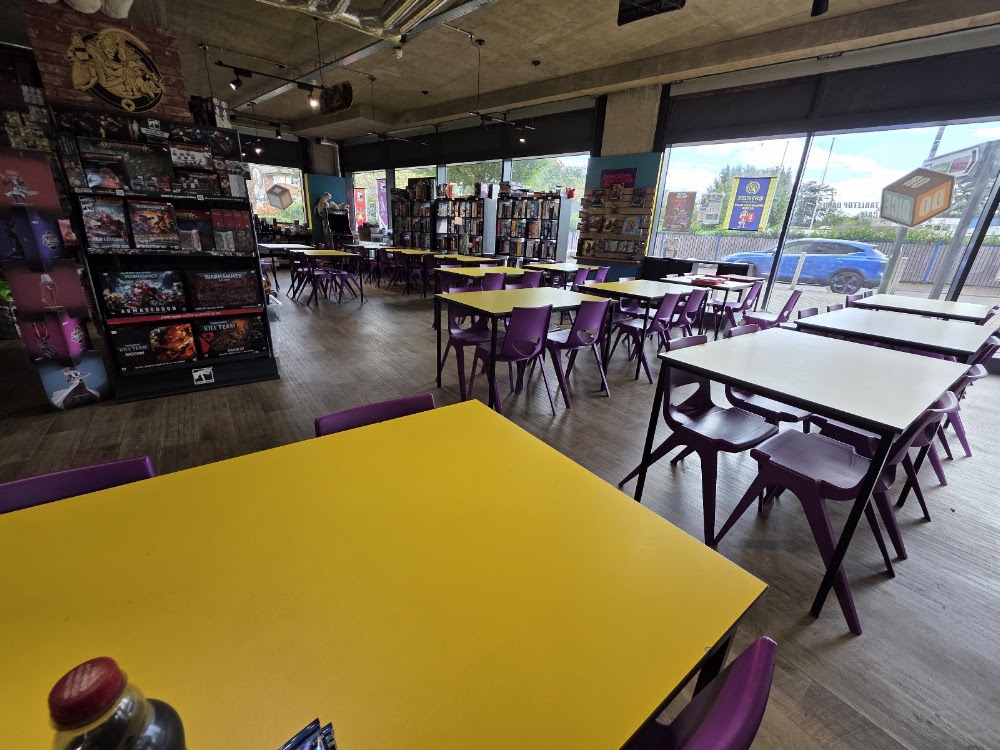 Do or Dice, tienda de TCG en Addlestone