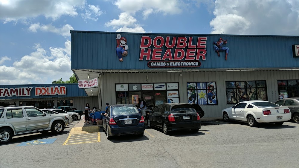 Double Header, Inc., tienda de TCG en Pine Bluff