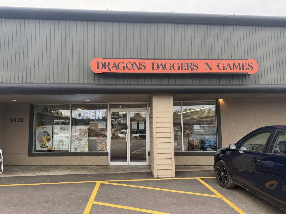 Dragons Daggers N Games, tienda de TCG en Stevens Point
